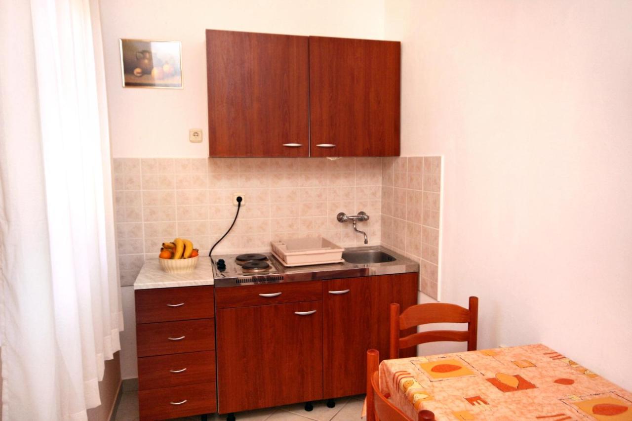 Apartments With A Parking Space Rovanjska, Paklenica - 6209 Ngoại thất bức ảnh
