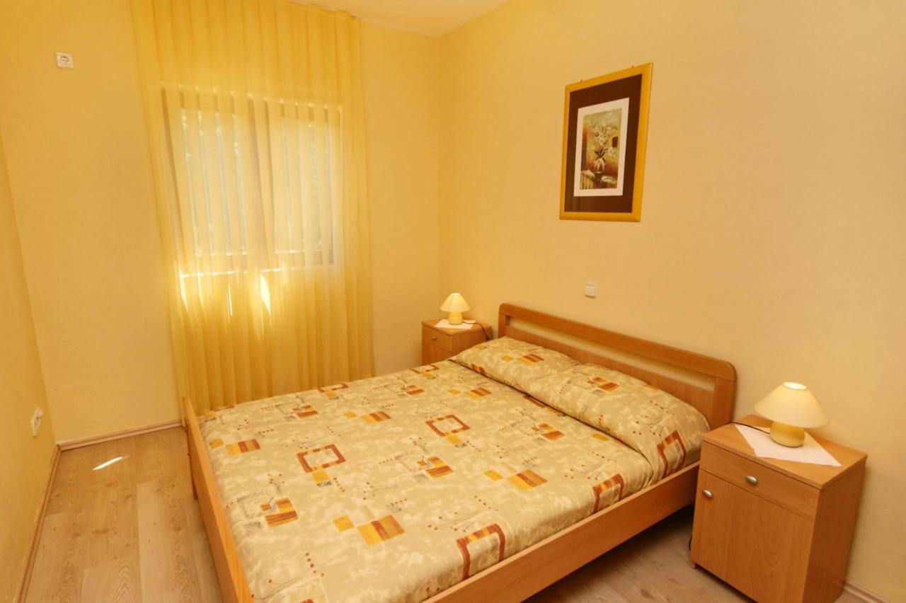 Apartments With A Parking Space Rovanjska, Paklenica - 6209 Ngoại thất bức ảnh